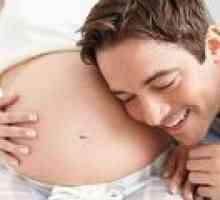Въртейки бебето по време на бременност