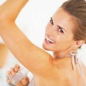 Възможно ли е да се направи ефективен натурален дезодорант?