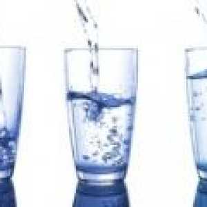 Митът за ползите от осем чаши вода на ден